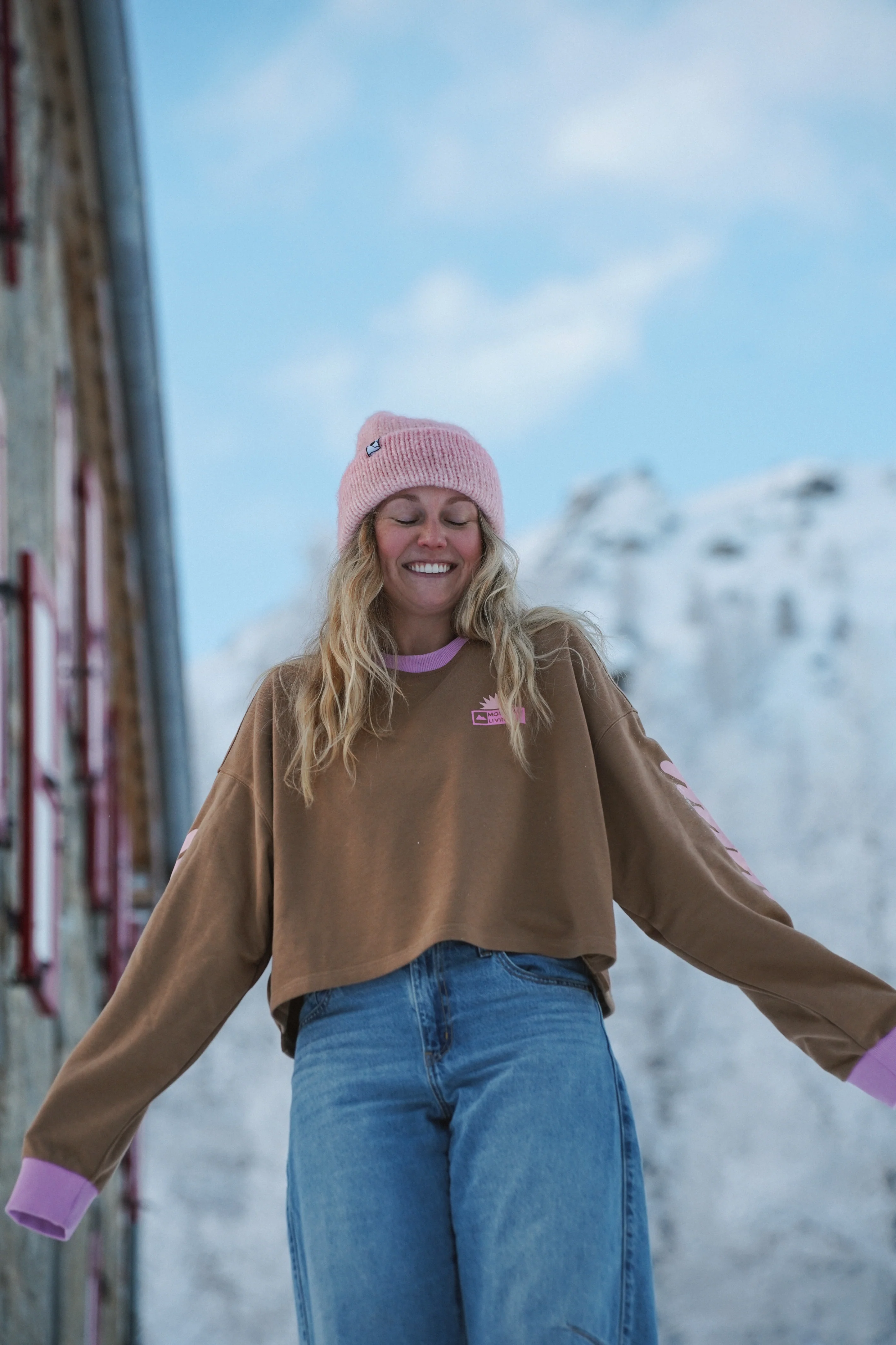 Great White North Cropped Long Sleeve (B2B)