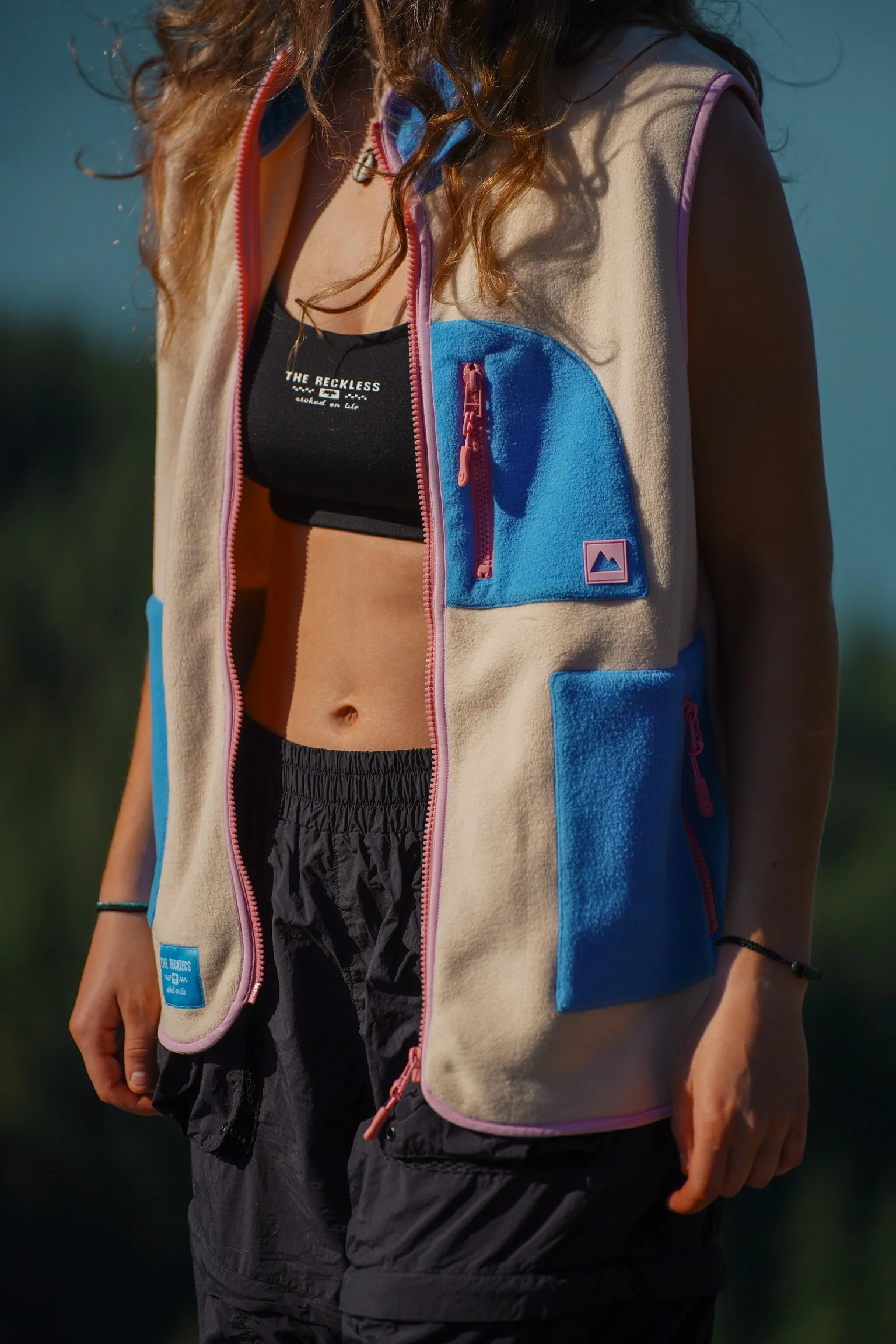 Overland Vest - Image 2