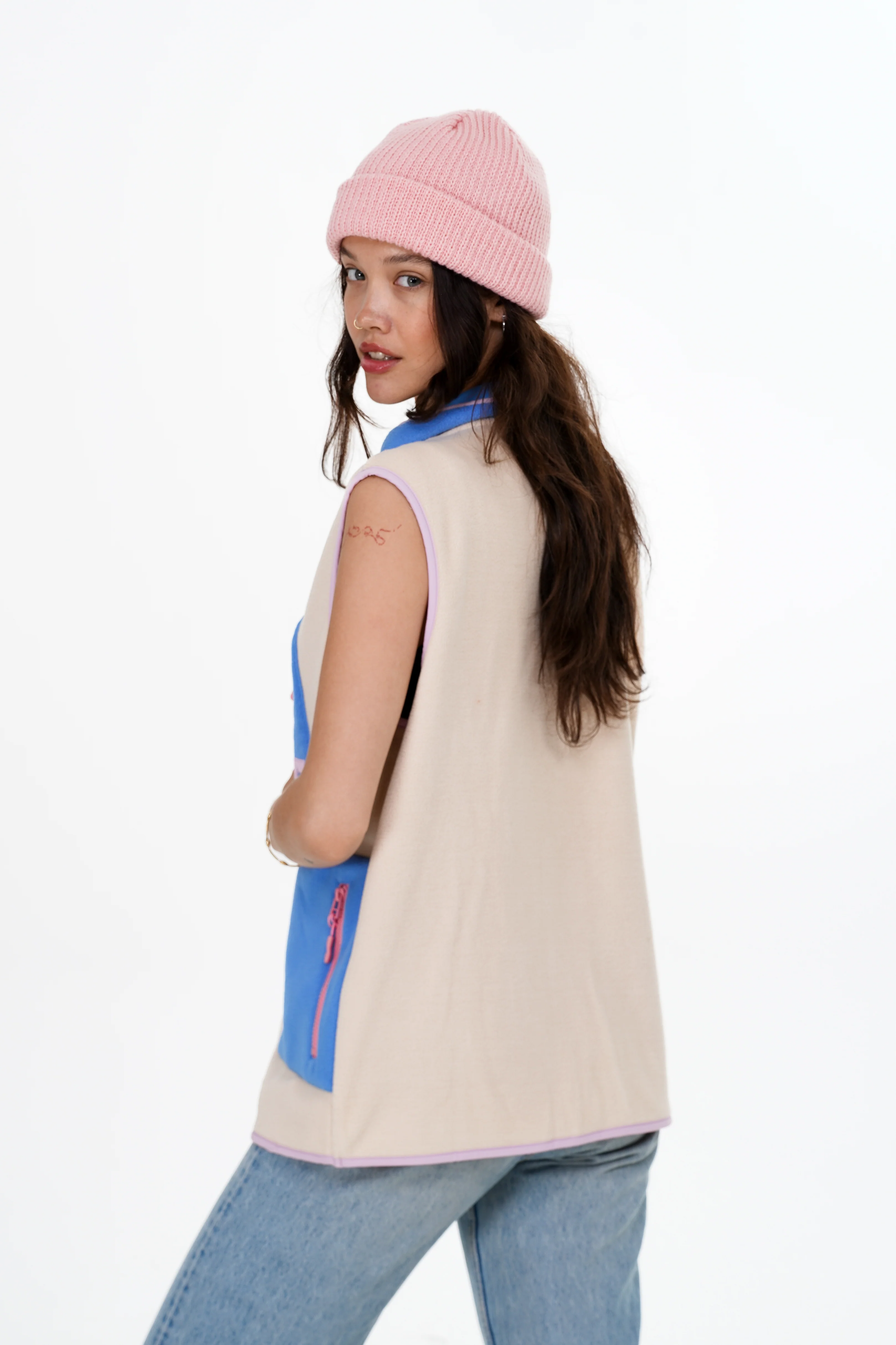 Overland Vest - Image 7