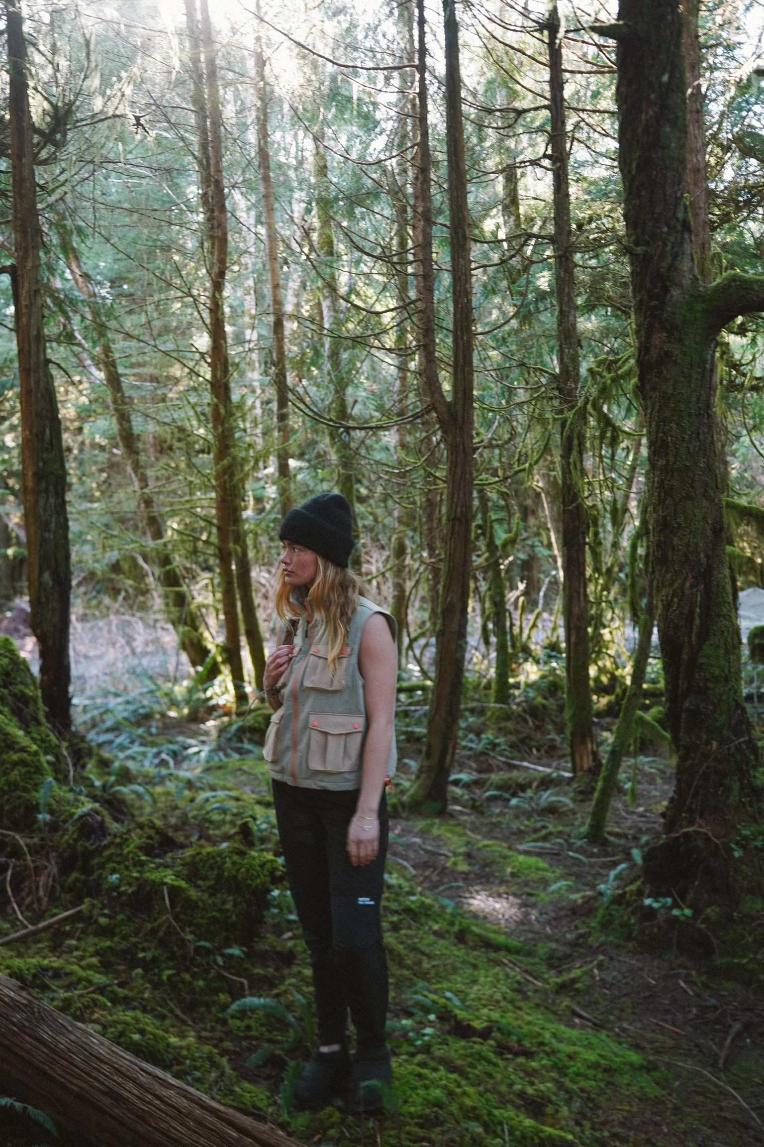 Summit Softshell Vest - Image 3